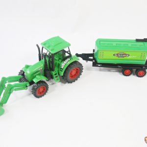 Traktor s radlicou a vlečkou Rozmery:40x10x8,5cm Nevhodné pre deti do 3 rokov.